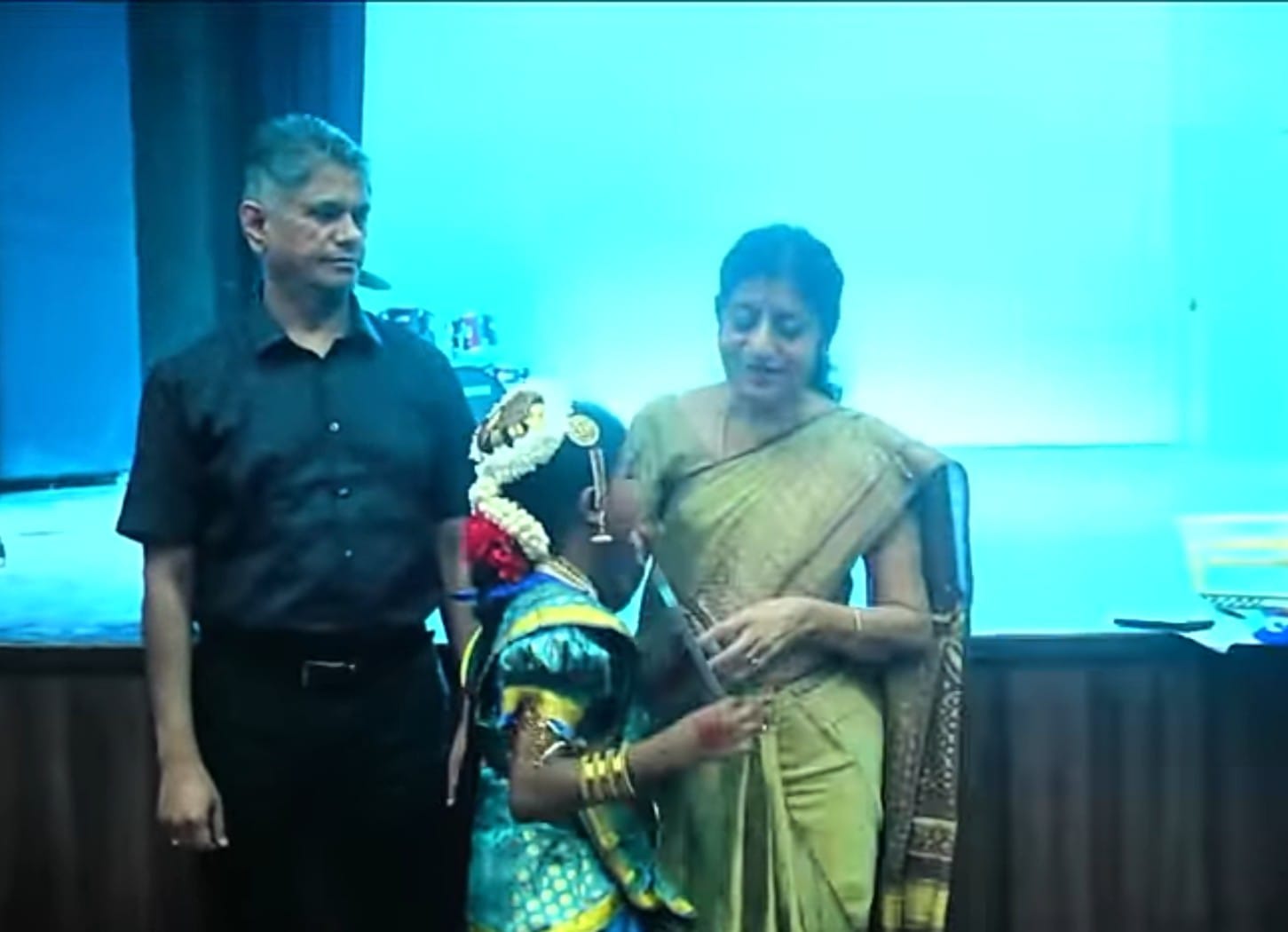 WhatsApp Image 2023-12-07 at 21.12.51 (1)